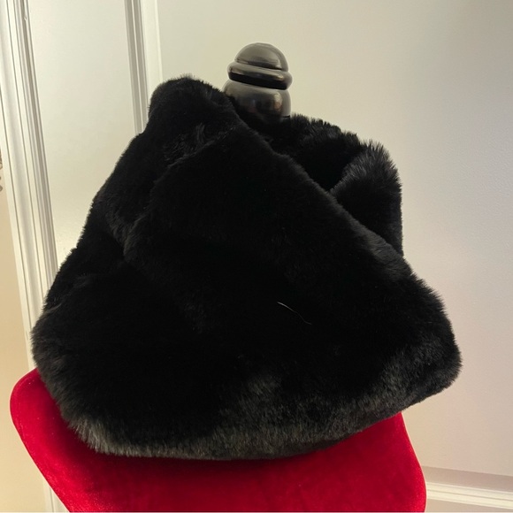 Plush Black Infinity Scarf/Colllar. - Picture 3 of 7